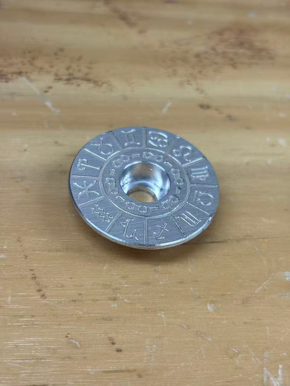 Bicycle constellation bowl buckle