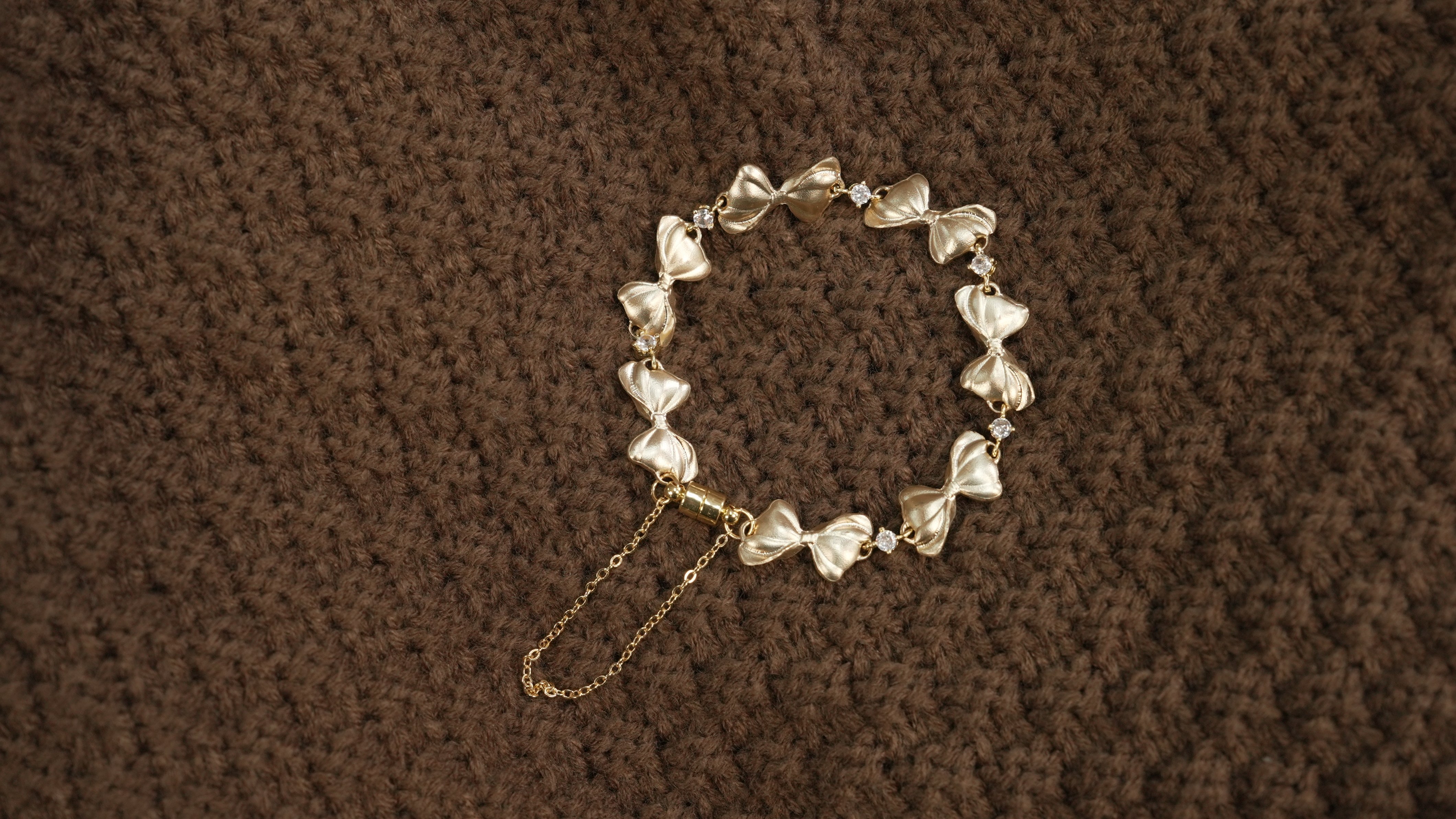 Bow Bracelet
