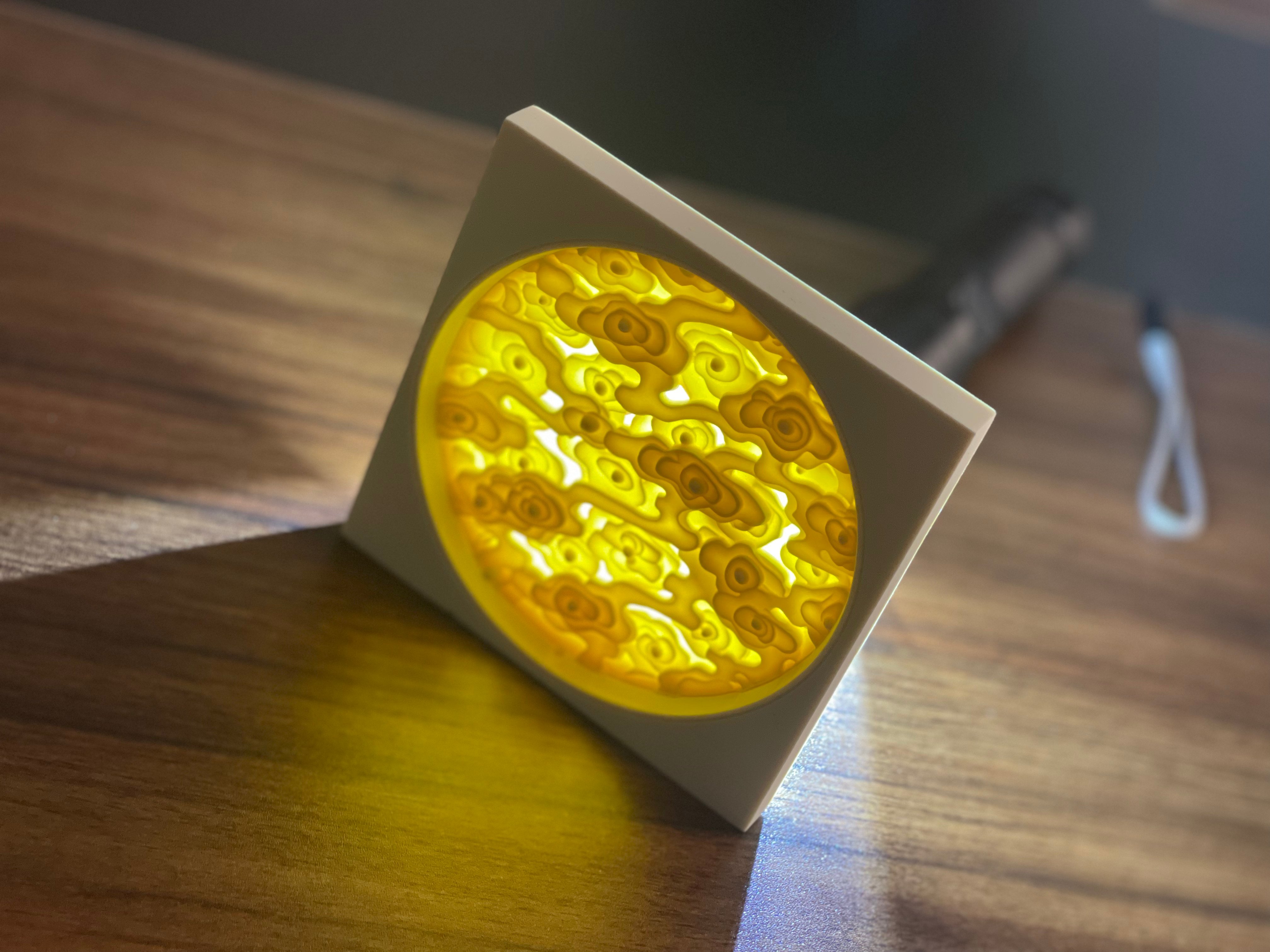 Cloud Pattern Lamp