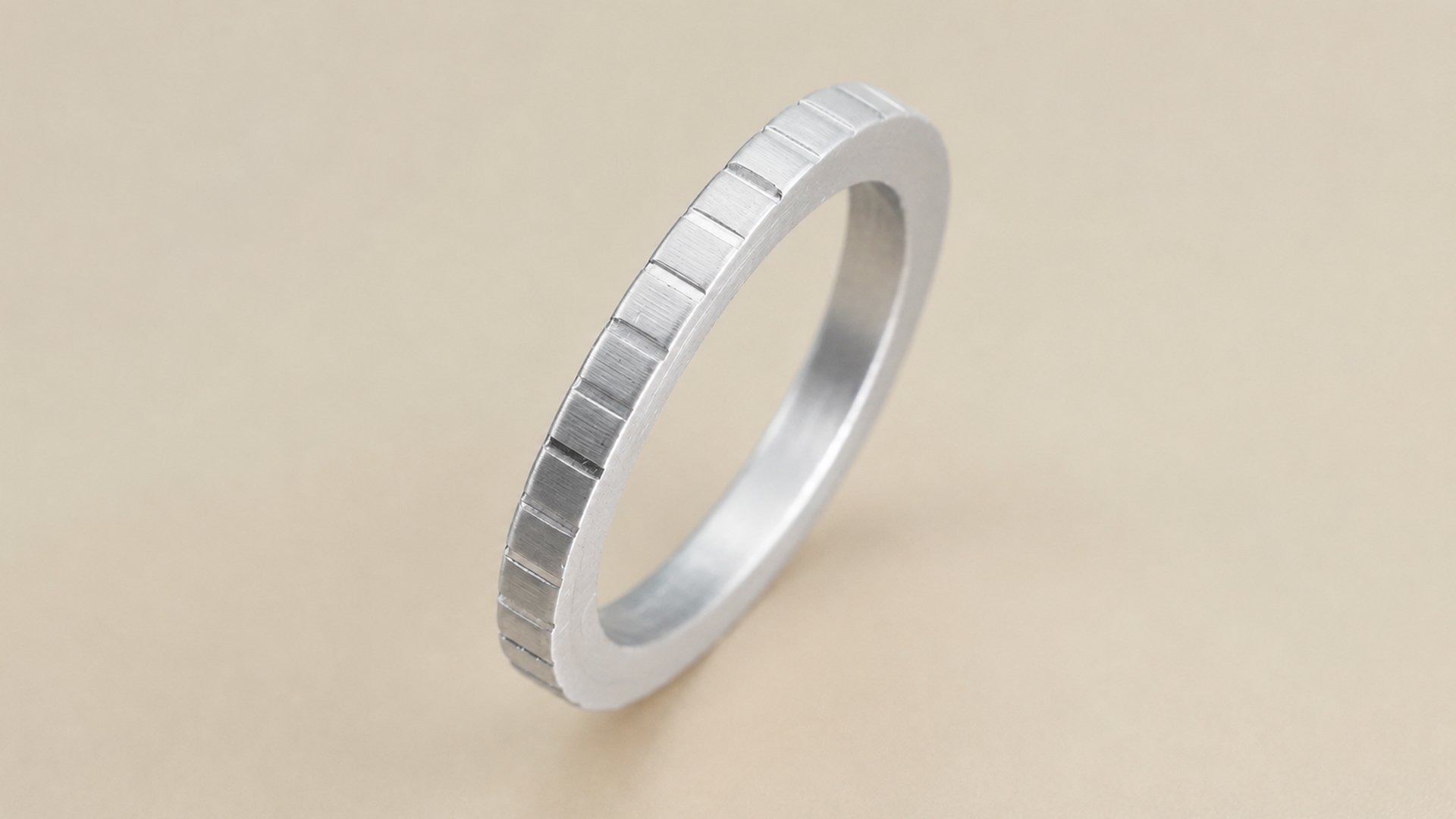 Anello minimalista