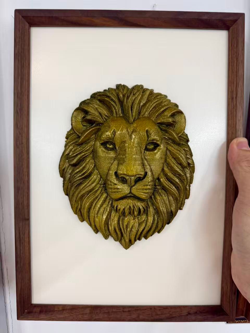  lion king relief sculpture