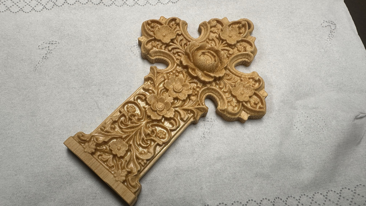 Colgante de cruz 2